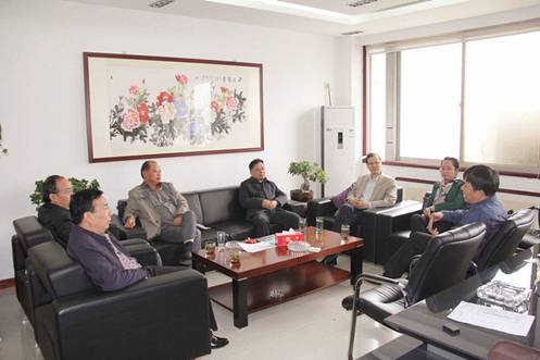 管城区区委常委统战部长张平安调研工商联企业(图1)