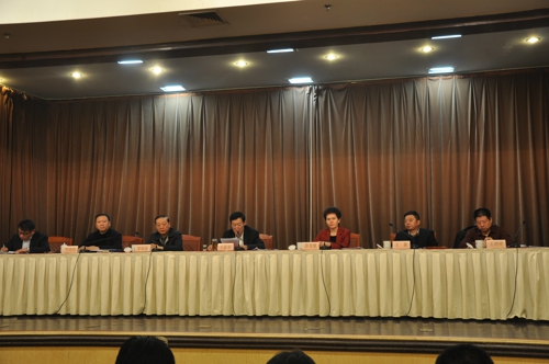 市工商联召开十七届五次执委会(图1) 市工商联召开十七届五次执委会(图1)