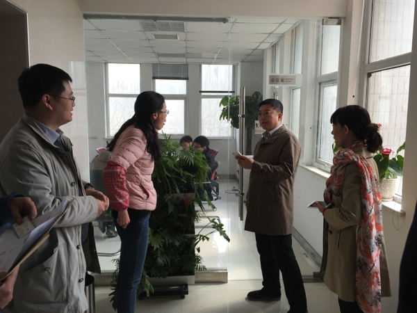 市工商联开展“互联网+”背景下大众创业万众创新情况调研活动(图3) 市工商联开展“互联网+”背景下大众创业万众创新情况调研活动(图3)