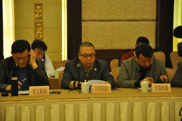 深入企业调研 邀各界座谈共商郑州非公经济发展良策(图7)