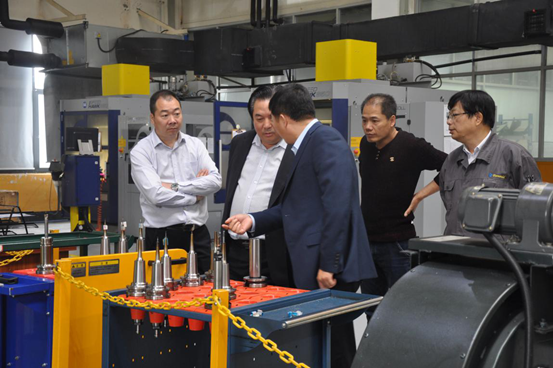 市工商联赴浙江、北京等地邀展调研(图1)