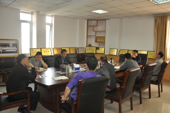 中共郑州市委统战部机关总支部委员会党派工商联支部进行换届选举(图1)