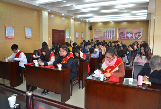 金水区商会召开非公经济人士志愿者公益明星交流会(图2)