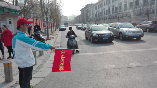 金水区工商联：文明服务在站台&nbsp;传递社会正能量(图3)