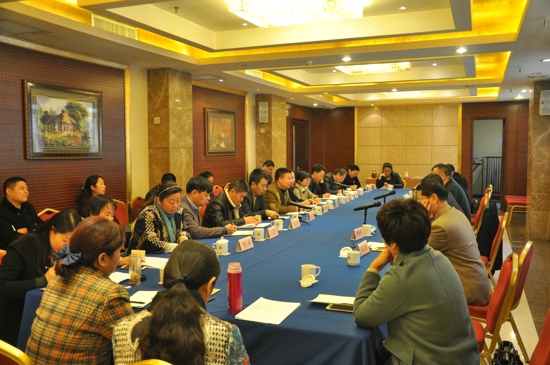 全市工商联办公室工作座谈会召开(图1) 全市工商联办公室工作座谈会召开(图1)