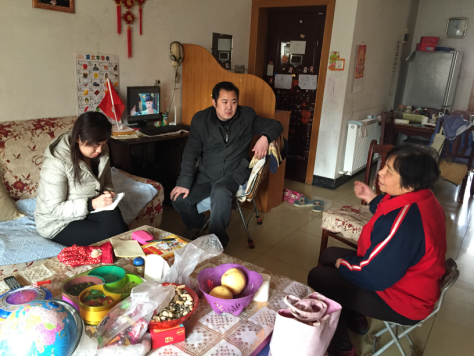 金水区商会走访辖区老党员(图1)