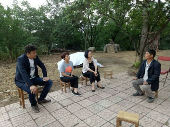 走访慰问贫困户 爱心帮扶送温暖(图2) 走访慰问贫困户 爱心帮扶送温暖(图2)