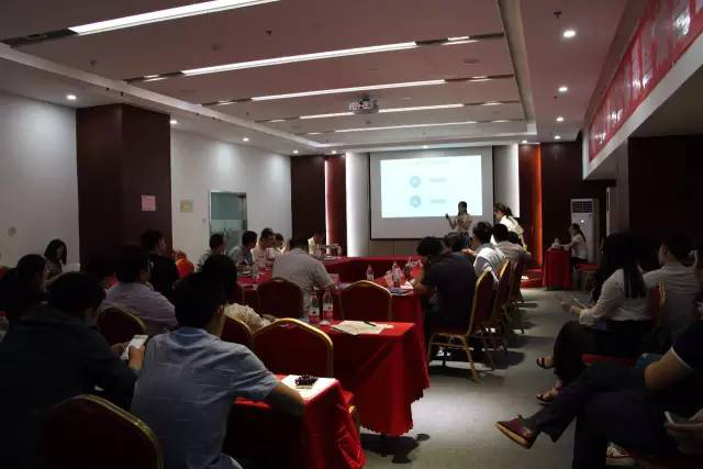 河南省创投服务机构走访系列活动之走进芯互联暨新型孵化载体服务体系建设高峰论坛圆满结束(图2)