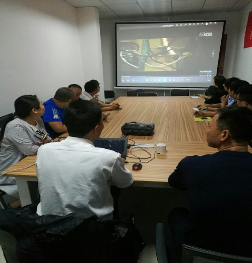 金水区丰庆路街道商会开展消防安全进企业宣传活动(图3) 金水区丰庆路街道商会开展消防安全进企业宣传活动(图3)