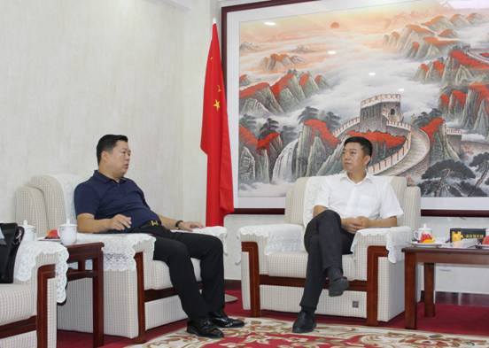 郑州市委统战部副部长王新莅临河南康嘉瑞集团检查指导工作(图2)