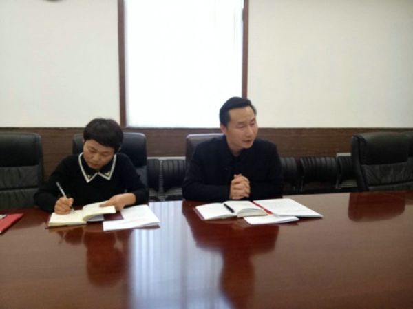 新密市工商联传达学习全国工商联第十二次代表大会会议精神(图1) 新密市工商联传达学习全国工商联第十二次代表大会会议精神(图1)