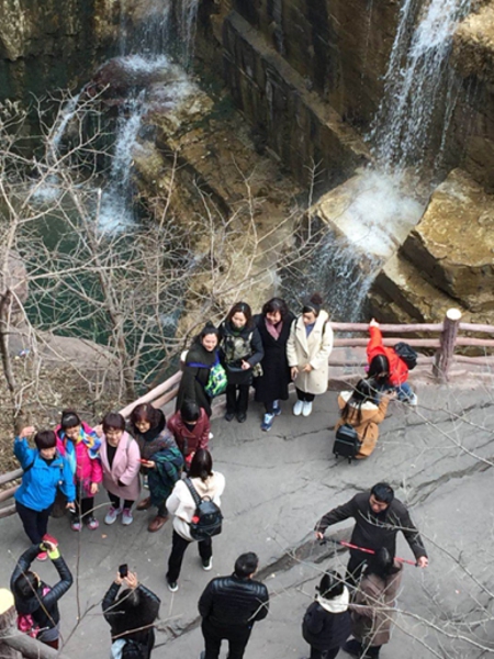 管城区安吉商会举行庆三八妇女节活动(图3)