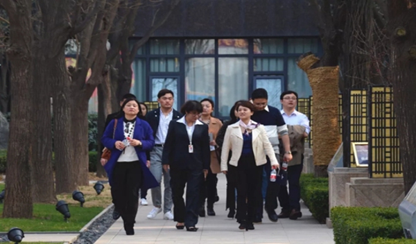 芜湖市镜湖区科技局到金水区非公企业考察交流(图1)