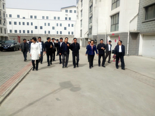 登封市工商联：全联副主席谢经荣一行到我市调研(图2)