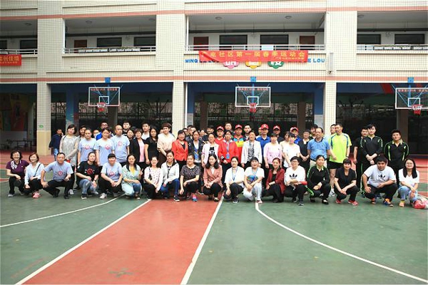 郑州盐城商会积极参与社区运动会荣获佳绩(图4) 郑州盐城商会积极参与社区运动会荣获佳绩(图4)