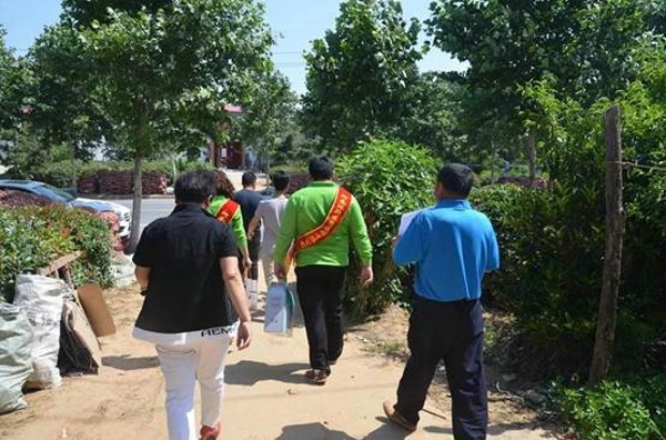 中牟县工商联：走村入户暖人心 精准扶贫再加力(图5)