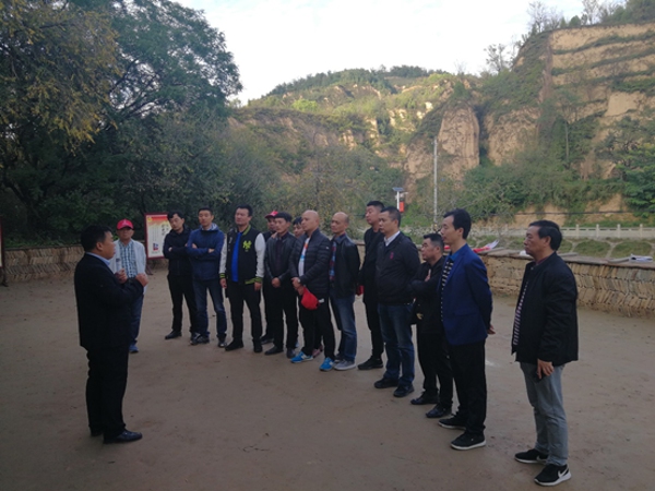 盐城商会组织赴延安学习红色精神(图4) 盐城商会组织赴延安学习红色精神(图4)