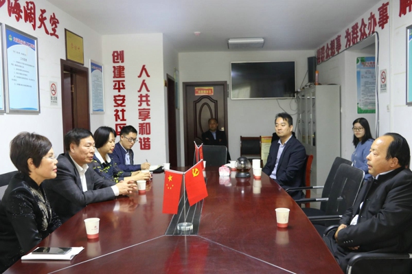 全国工商联宣教部副部长李兵书一行来新郑市调研党建工作(图4)