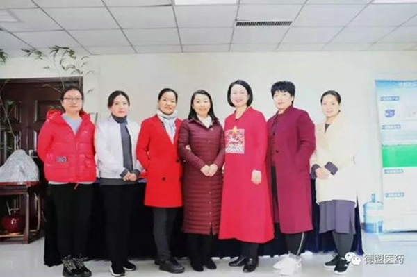 管城区街道商会到辖区会员企业河南德盟医药集团调研(图3)