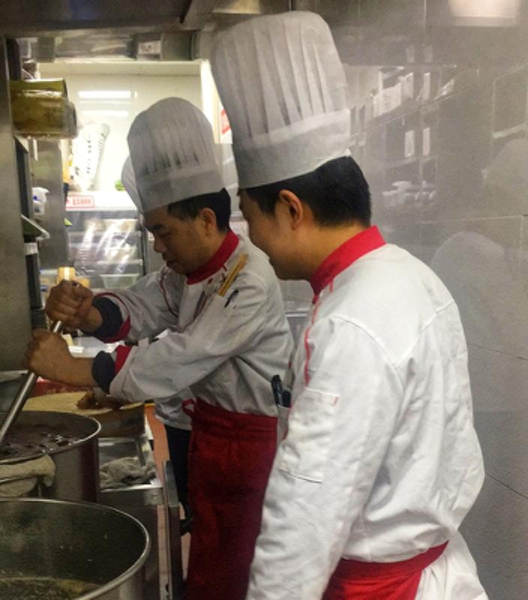 一碗腊八粥 温暖一座城(图1)