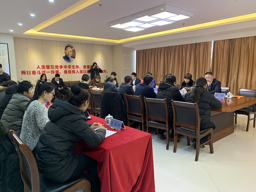 管城区街道商会开展楼宇企业联席专题会(图1)