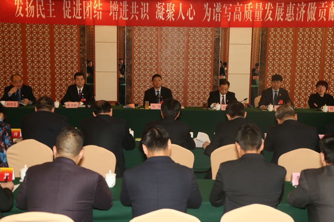 惠济区委书记马军看望政协工商联界别委员代表(图1)