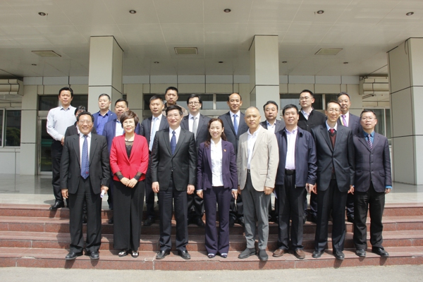 全国工商联副主席李兆前一行到新郑市工商联调研(图4)