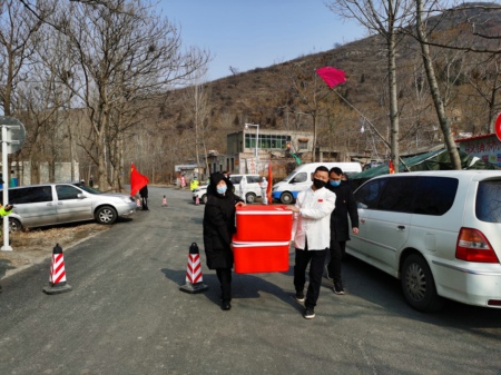 新密市餐饮与住宿行业协会部分会员单位为全市疫情监测点免费供餐(图1)