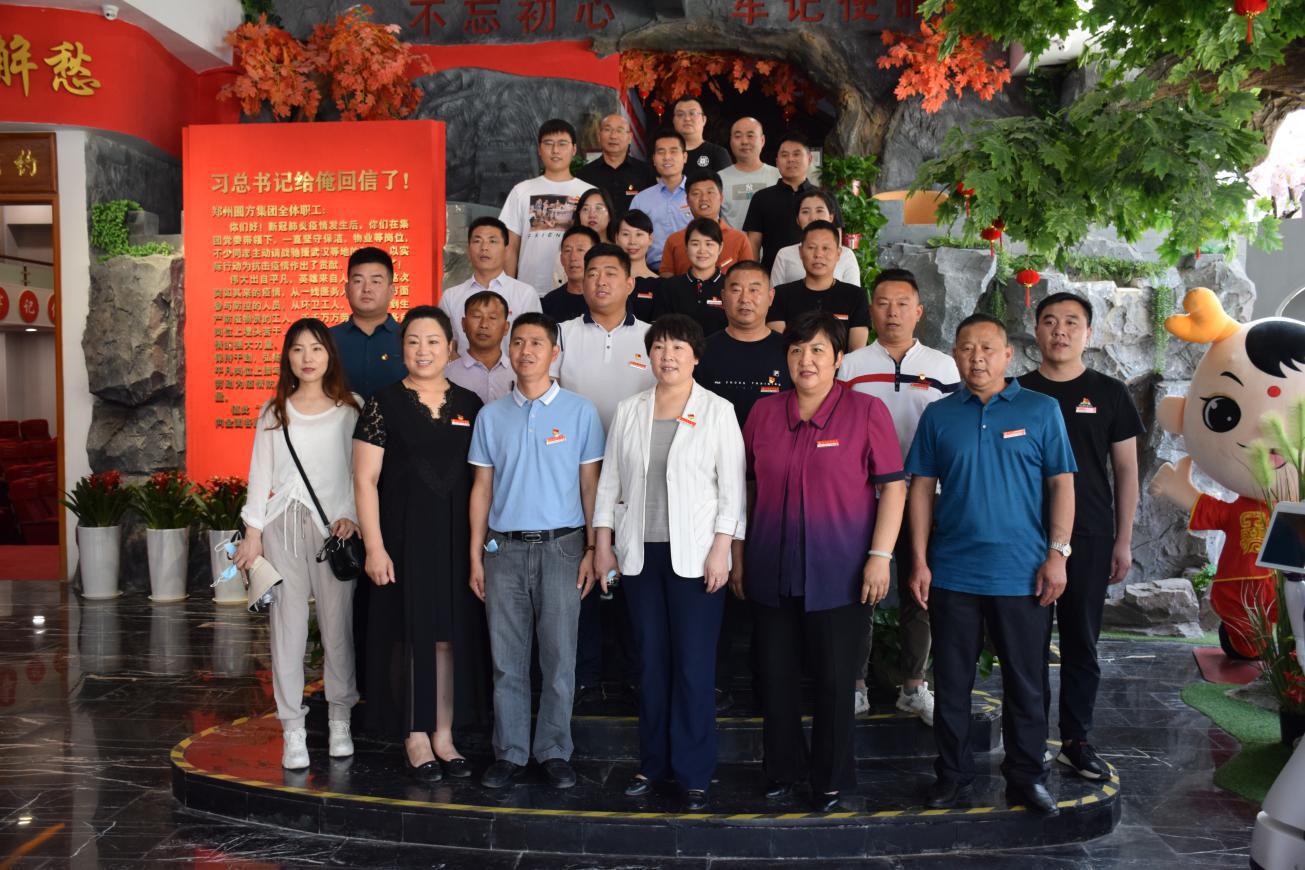 “学习榜样力量 弘扬劳动精神”(图1) “学习榜样力量 弘扬劳动精神”(图1)