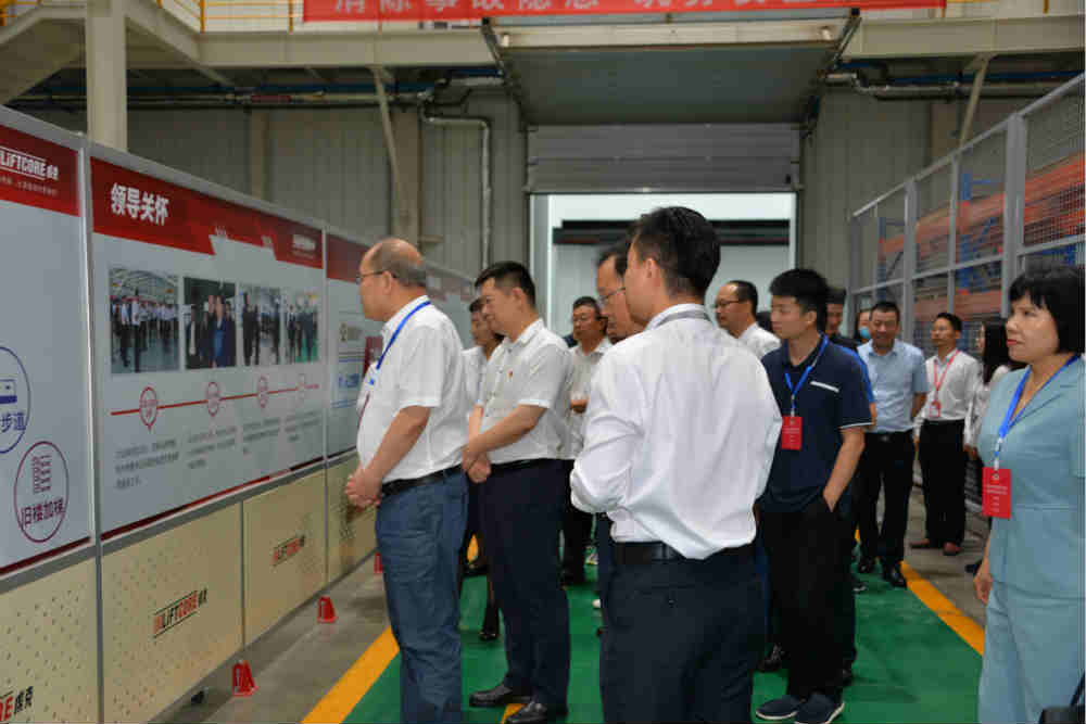 荥阳市政协、市委统战部联合对工商联和相关企业调研(图1) 荥阳市政协、市委统战部联合对工商联和相关企业调研(图1)