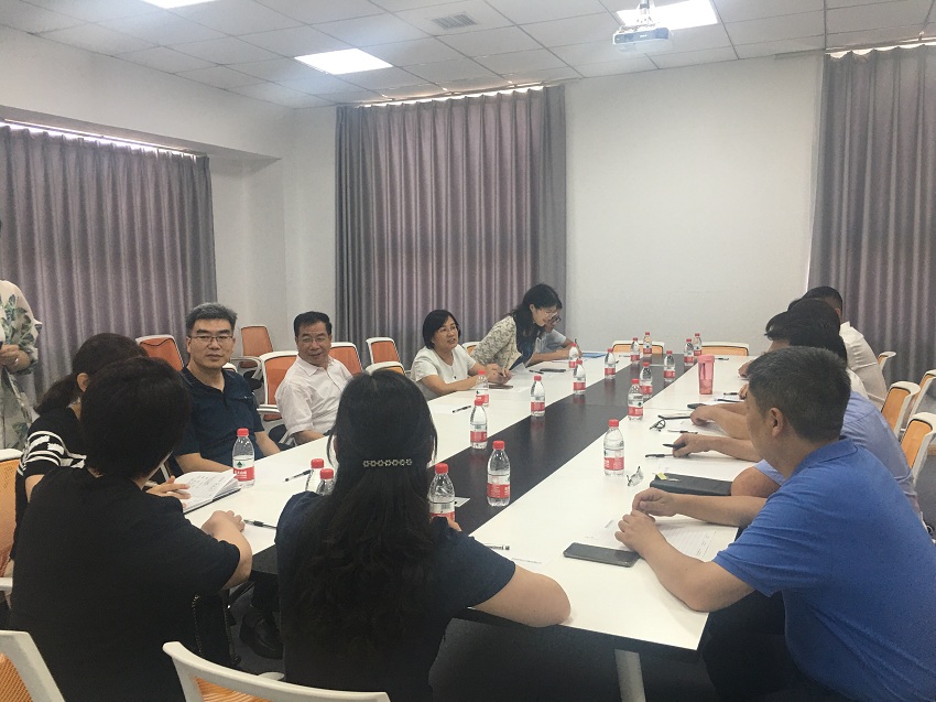 济南市工商联重点课题调研组来郑调研(图1)