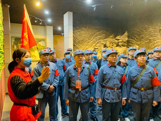 郑州市温州商会所属党支部参加非公企业党支部书记培训班(图1) 郑州市温州商会所属党支部参加非公企业党支部书记培训班(图1)