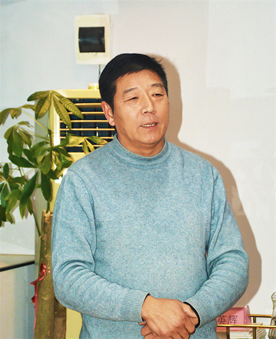 郑州市家居装饰设计商会“互帮互助,诚信感恩”研讨会圆满结束(图20) 郑州市家居装饰设计商会“互帮互助,诚信感恩”研讨会圆满结束(图20)