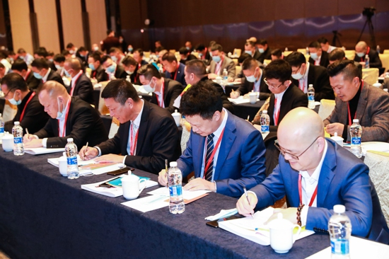 卢庆中当选首届河南省温州商会会长(图3) 卢庆中当选首届河南省温州商会会长(图3)